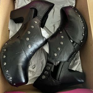 Dansko women shoes black color Europe size 41 new